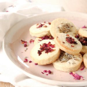 Shortbread Biscuits with flowers